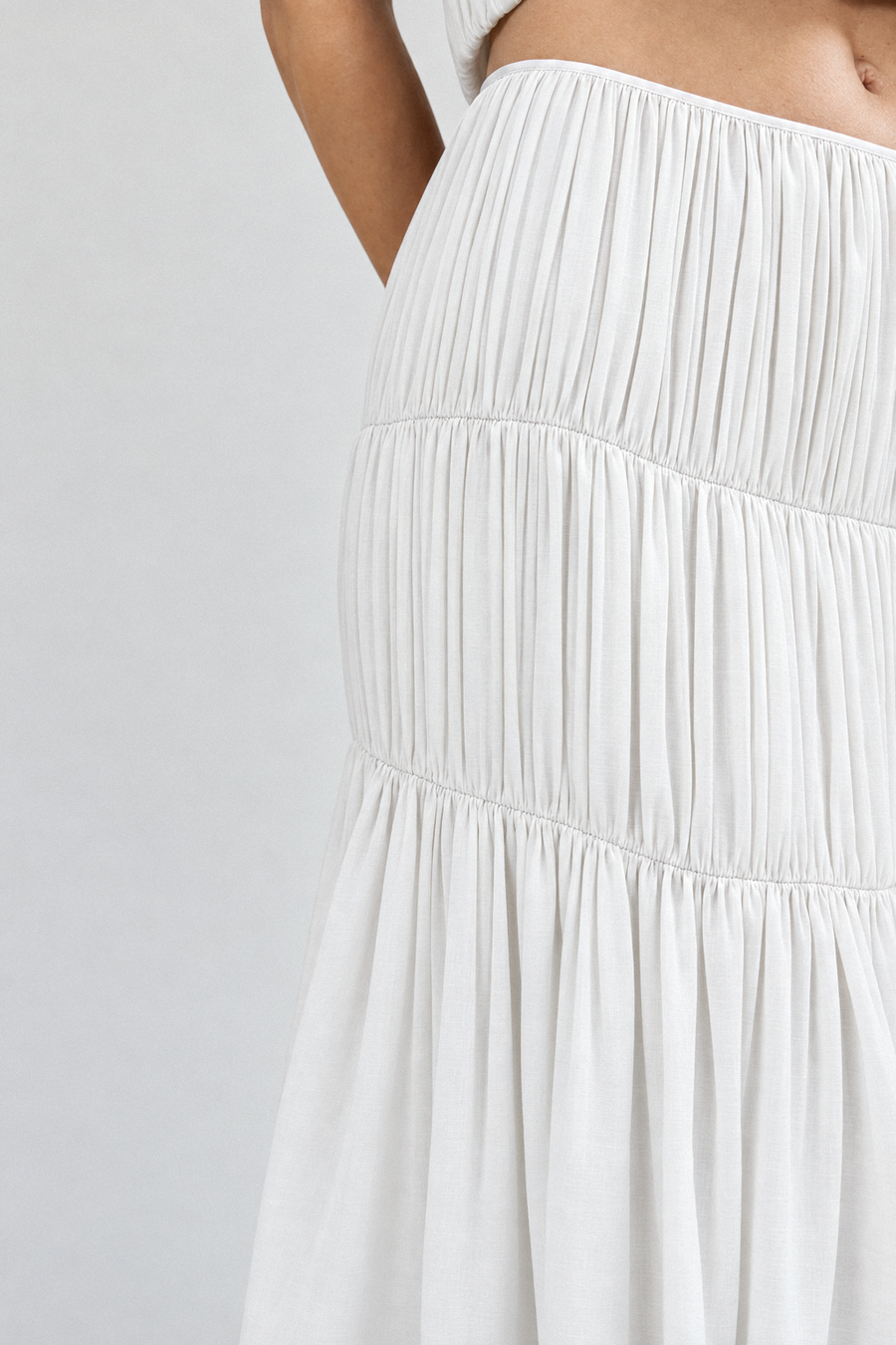 Tanya 2.0 — #FFFFFF — Bottom detail · #FFFFFF