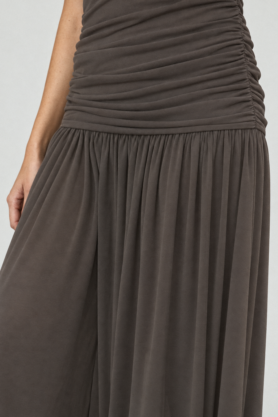 Tanya 2.0 — #4F443F — Bottom detail · #4F443F